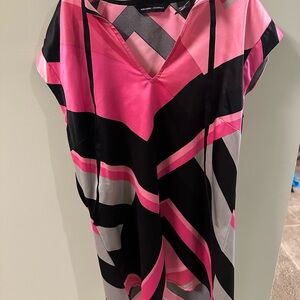 New York & Company Vivid Pink and Black Geometric Skirt